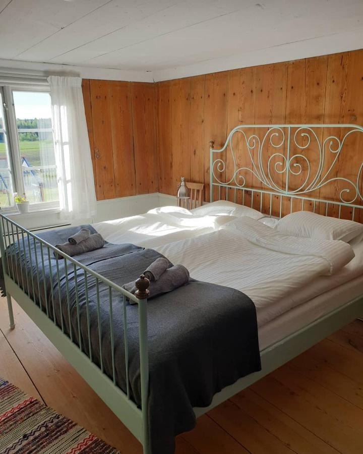 Hofra Bed & Breakfast Delsbo ภายนอก รูปภาพ